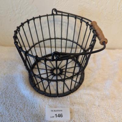 Metal Basket with Handle