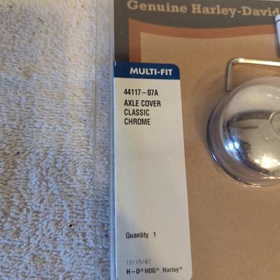 Harley Davidson Crhome axle cover set