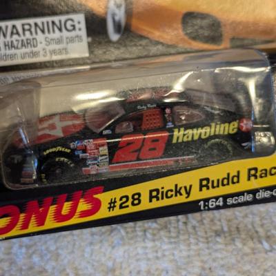 Nascar Ricky Rudd #28 1:64 scale