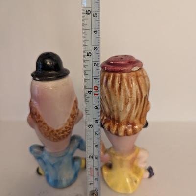 old couple- salt and pepper shaker