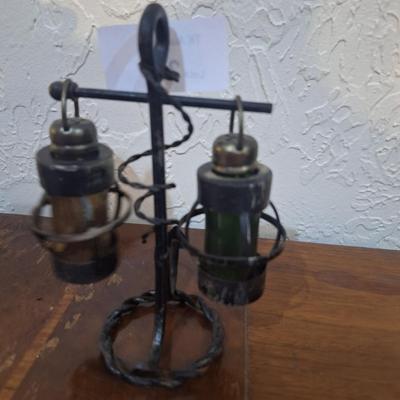 hanging lantern salt and pepper shaker