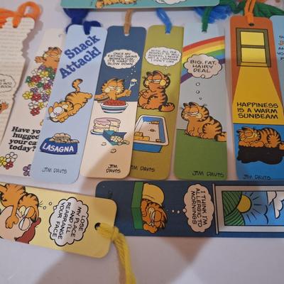 vintage book marks mostly garfield