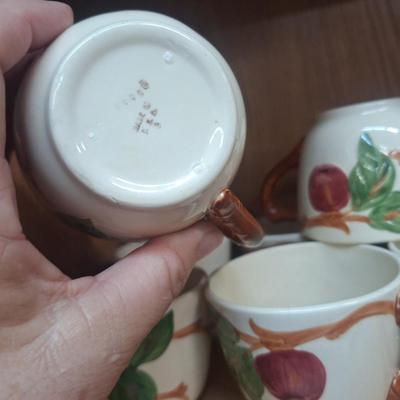 Vintage Franciscan Apple dishe set