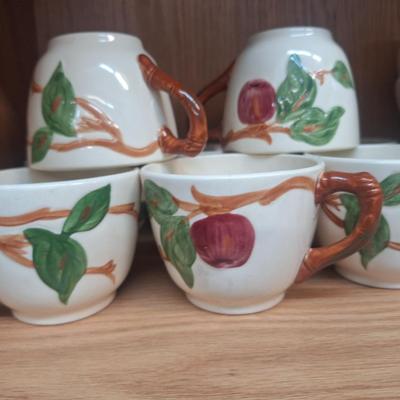 Vintage Franciscan Apple dishe set