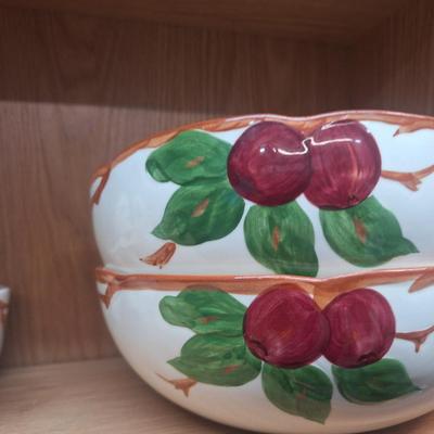 Vintage Franciscan Apple dishe set