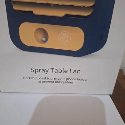 small table fan- USB powered