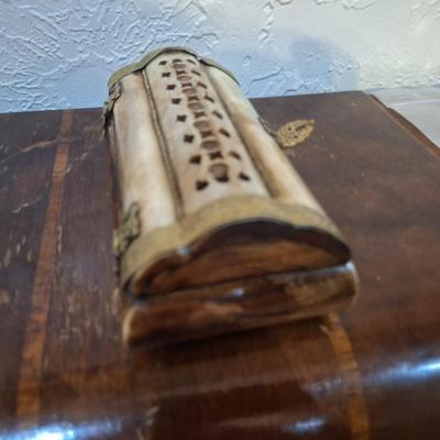 Camel bone trinket box