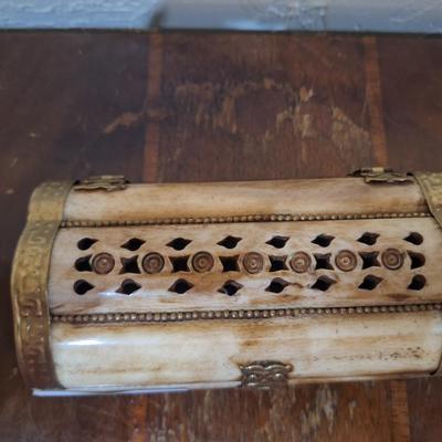Camel bone trinket box
