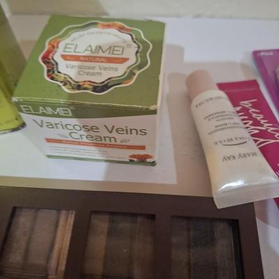 Perfume and various cosemtics