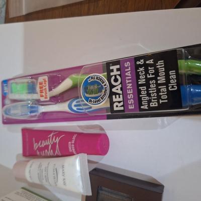 Perfume and various cosemtics