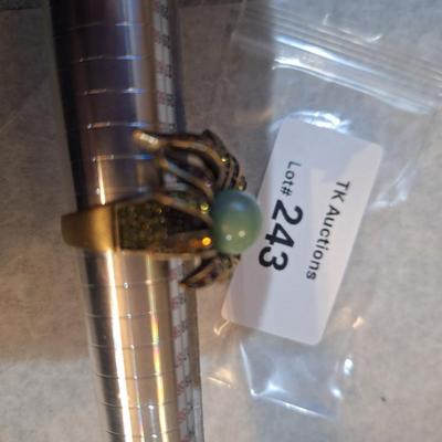 size 10 ring