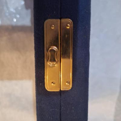 ring box
