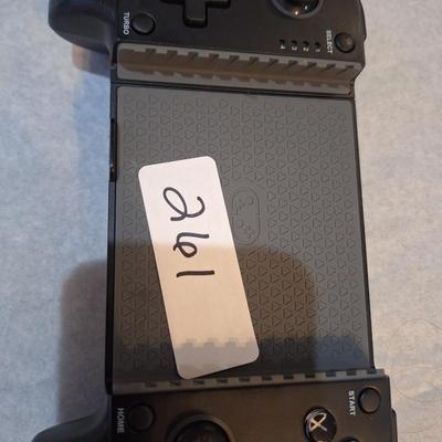 bluetooth game controller works with iphone or android
