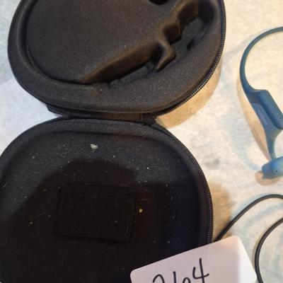 Shoks bluetooh headphones and chargers