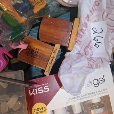 mixed bundle of stuff
