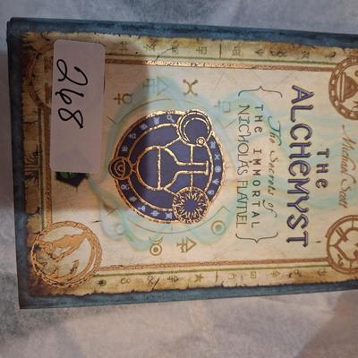 The alchemyst- illustarted and signed by Michael Scott
