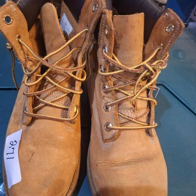 timberland boots women's size 7.5 - needs insoles