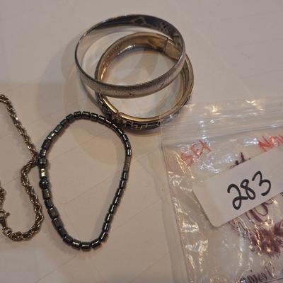 bracelets