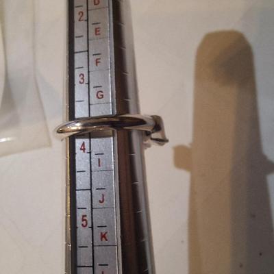 size 4 ring