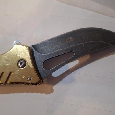 pocket knife
