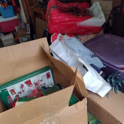 Collection of Christmas/Holiday Decor