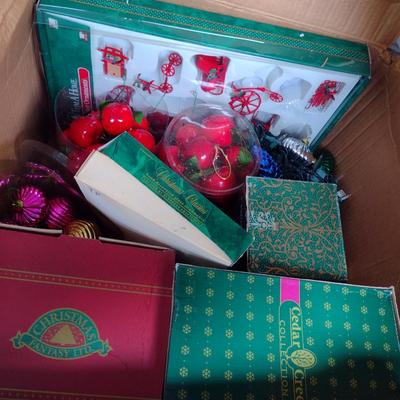 Collection of Christmas/Holiday Decor