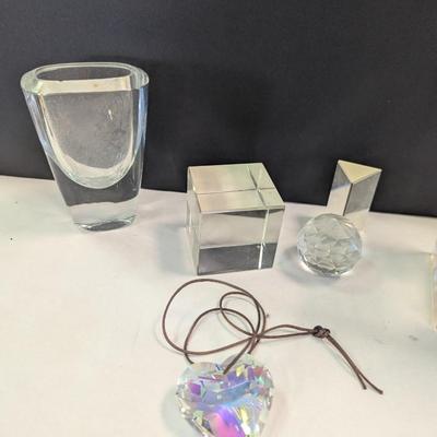 Crystal Pendant Vases & Heart Necklace
