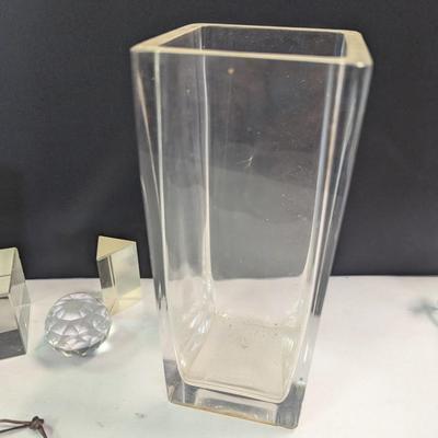 Crystal Pendant Vases & Heart Necklace