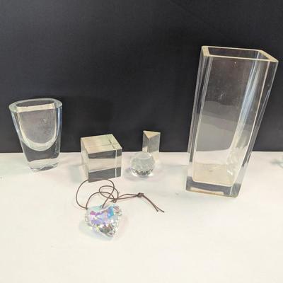 Crystal Pendant Vases & Heart Necklace