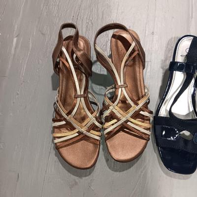 iMPO, LIFE STRIDE AND THE LOFT SANDALS SIZE 7 1/2