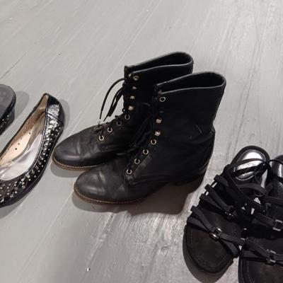 MICHAEL KORS & MOOTSIES TOOTSIES SHOES PLUS LAREDO BOOTS SIZE 7 1/2