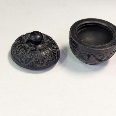 Wooden Hand Crafted Bowl With Lid
