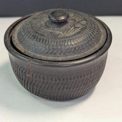 Wooden Hand Crafted Bowl With Lid