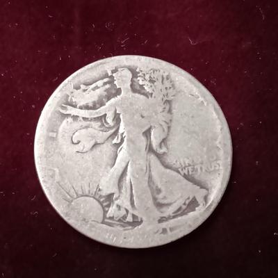 EARLY WALKING LIBERTY SILVER HALF DOLLAR
