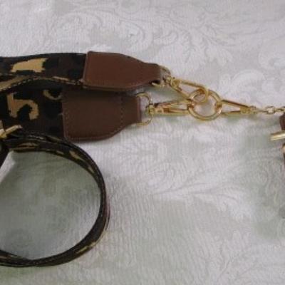 Sale Photo Thumbnail #9: Purse is 4-1/4" x 3-1/4" & has 3 zipper pockets