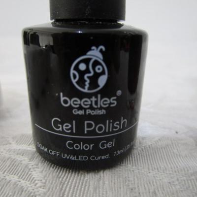 Sale Photo Thumbnail #135: See pictures, Beetles gel nail polish red glitter