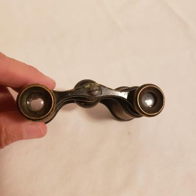 Antique Opera Glasses and Spectacles (LR-KD)