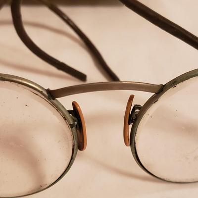 Antique Opera Glasses and Spectacles (LR-KD)
