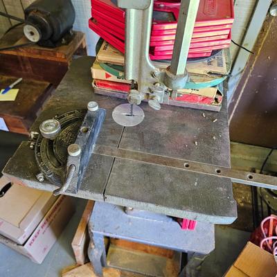 Delta/Milwaukee 14" Bandsaw/Stand & More (SF-JS)