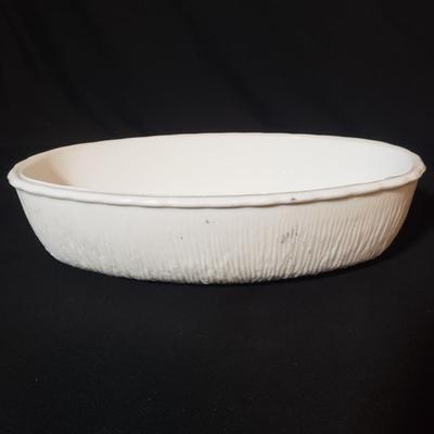22 Piece Milk Glass (LR-KD)