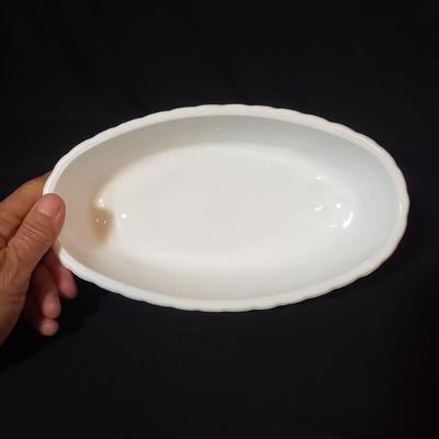 22 Piece Milk Glass (LR-KD)