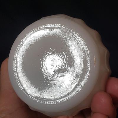 22 Piece Milk Glass (LR-KD)