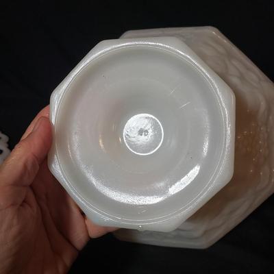 22 Piece Milk Glass (LR-KD)
