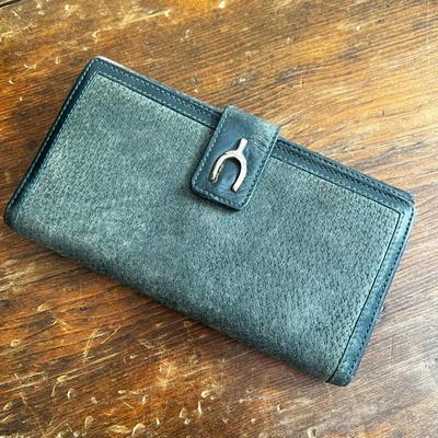 M493 Vintage Authentic Green Gucci Wallet