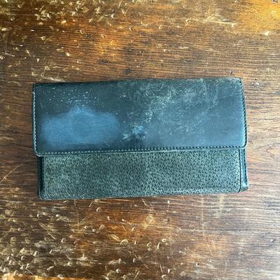 M493 Vintage Authentic Green Gucci Wallet