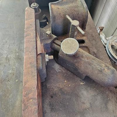 Duro Metal Products Table Router & Accessories (SF-JS)