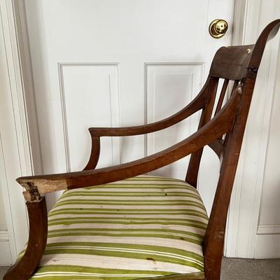 M495 Antique Italian Neoclassical Style Arm Chair As Is