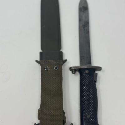 Sale Photo Thumbnail #281: With US-MA8A1 sheath
Overall length 11”