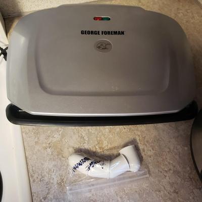 Crock Pot, George Foreman, Oster and Kenmore Kitchen Appliances (K-KD)