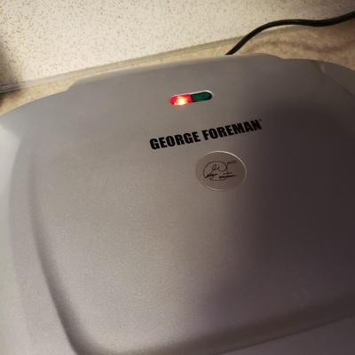 Crock Pot, George Foreman, Oster and Kenmore Kitchen Appliances (K-KD)
